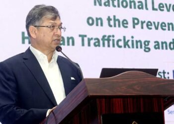 মানবপাচার ও অভিবাসী চোরাচালান দমনে নতুন আইন মাইলফলক: স্বরাষ্ট্রমন্ত্রী