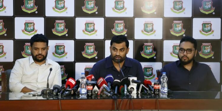 হঠাৎ ভারতে যাচ্ছেন বিসিবি সভাপতি তামিম