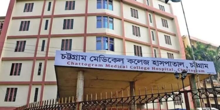 চট্টগ্রামের বোয়ালখালীতে লবণ কারখানায় আগুন