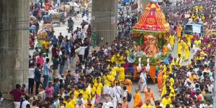 রাজধানীতে নির্বিঘ্নে সম্পন্ন হলো জগন্নাথ দেবের রথযাত্রা