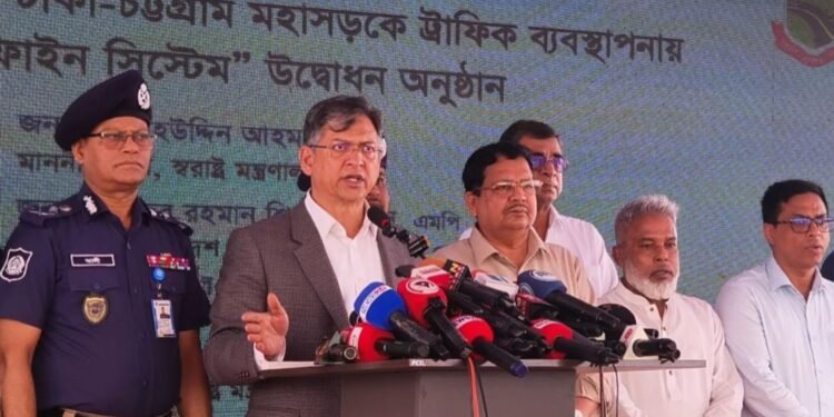 মহাসড়কে কোনো ধরনের থ্রি হুইলার চলতে দেওয়া হবে না: স্বরাষ্ট্রমন্ত্রী