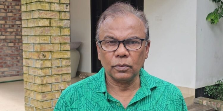 ফরিদপুরে অভিনেতা ফজলুর রহমান বাবুর বাড়িতে চুরি