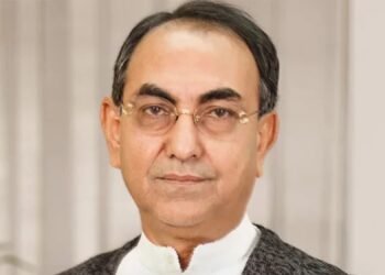 দুর্নীতির ১৫ মামলা থেকে খালাস পেলেন মির্জা আব্বাসদুর্নীতির ১৫ মামলা থেকে খালাস পেলেন মির্জা আব্বাস