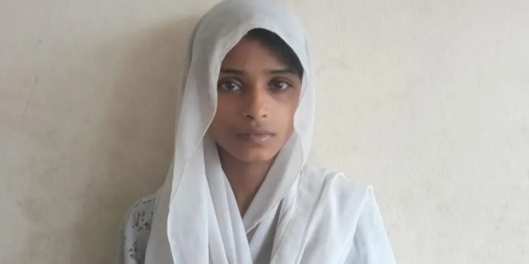 রিমান্ডে থাকা অবস্থায় থানা থেকে পালালেও শেষ রক্ষা হলো না মিতুর