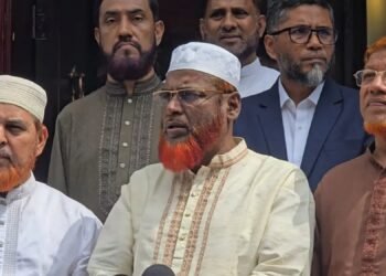 দাবি আদায়ে ৫ তারিখ শাপলা চত্বর থেকে লংমার্চের ডাক ১১ দলীয় ঐক্যের