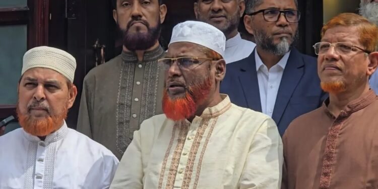 দাবি আদায়ে ৫ তারিখ শাপলা চত্বর থেকে লংমার্চের ডাক ১১ দলীয় ঐক্যের
