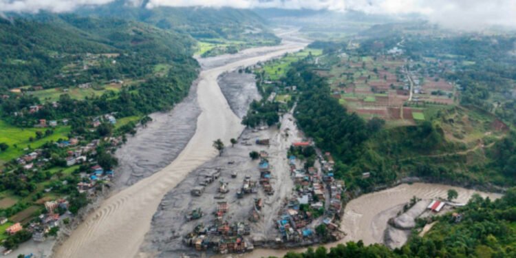 নেপালে ভয়াবহ বন্যায় ২২ লাখ ডলার সহায়তা দিল চীন