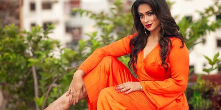 সব পাপ ধুয়েমুছে সুন্দরভাবে মরতে চাই: পপি