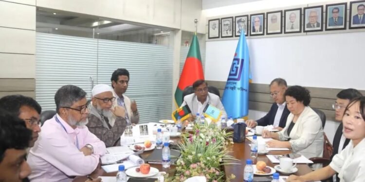 বিশ্ববিদ্যালয়ে তৃতীয় ভাষা হিসেবে চীনা ভাষাকে সর্বোচ্চ অগ্রাধিকার: ইউজিসি