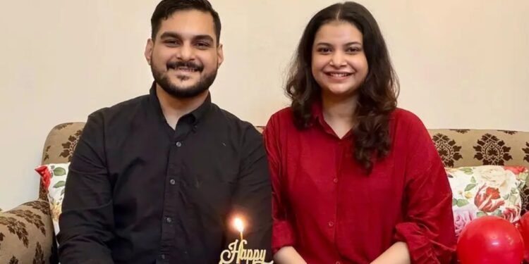 প্রথম বিবাহবার্ষিকীতে শবনম ফারিয়ার আবেগঘন বার্তা