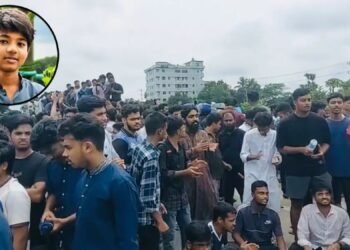 অপ্রতিম হত্যার বিচার দাবিতে ঢাকা-চট্টগ্রাম মহাসড়ক অবরোধ