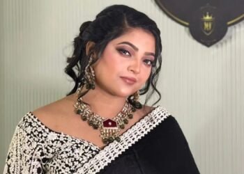 বাবা হারালেন সংগীতশিল্পী সালমা