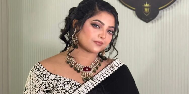 বাবা হারালেন সংগীতশিল্পী সালমা