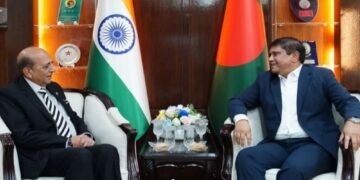 প্রতিরক্ষা উপদেষ্টার সঙ্গে ভারতীয় হাইকমিশনারের সাক্ষাৎ