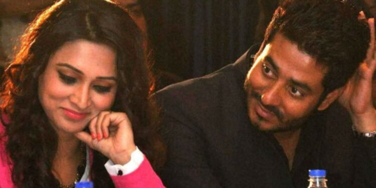 এক দশক পর ফের একসঙ্গে রাজ-মিমি