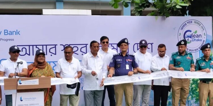আইনের ফাঁকফোকরে পার পাচ্ছে মাদক কারবারি ও ছিনতাইকারীরা: আইজিপি