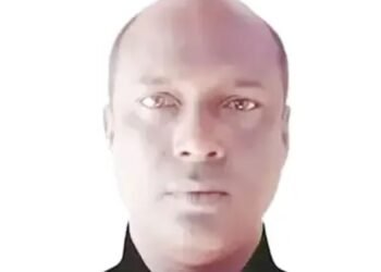 এক্সপ্রেসওয়েতে হত্যা: টাকার বান্ডিল দেখে হত্যার ছক কষে বাসের স্টাফরাএক্সপ্রেসওয়েতে হত্যা: টাকার বান্ডিল দেখে হত্যার ছক কষে বাসের স্টাফরা