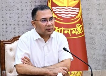 ঢাকা মহানগরের গণপরিবহন ব্যবস্থাপনা নিয়ে বৈঠকে প্রধানমন্ত্রী তারেক রহমান