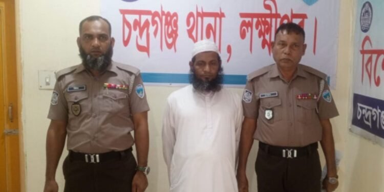 লক্ষ্মীপুরে আবাসিক মাদ্রাসায় ৯ বছরের শিশুকে পালাক্রমে নিপীড়ন, আটক ১!